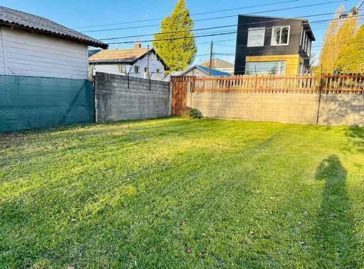 Terreno · 910m²