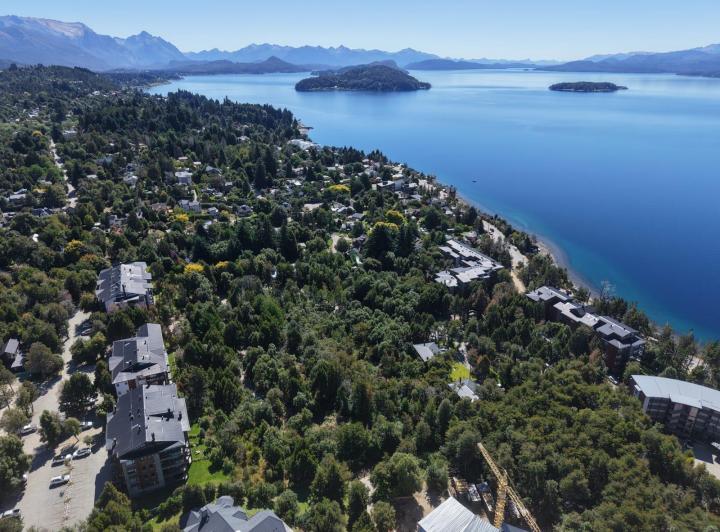 Terreno · 2400m²
