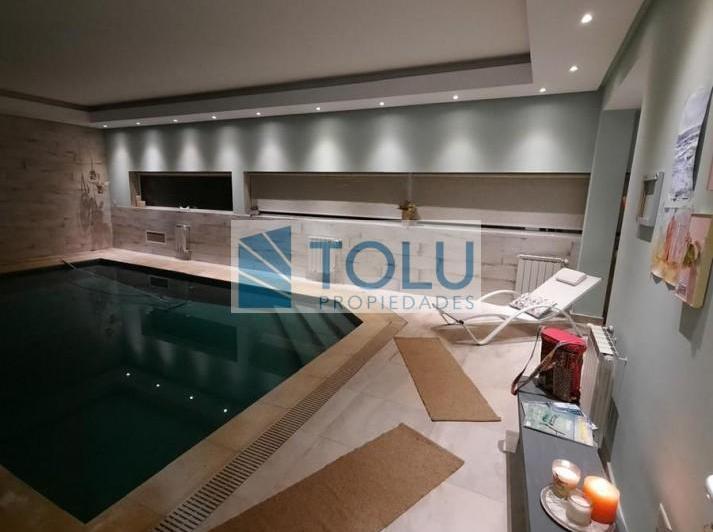 Casa · 550m² · 7 Ambientes · 2 Cocheras