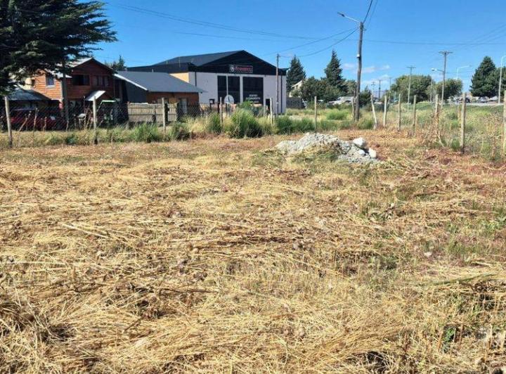 Terreno · 213m²