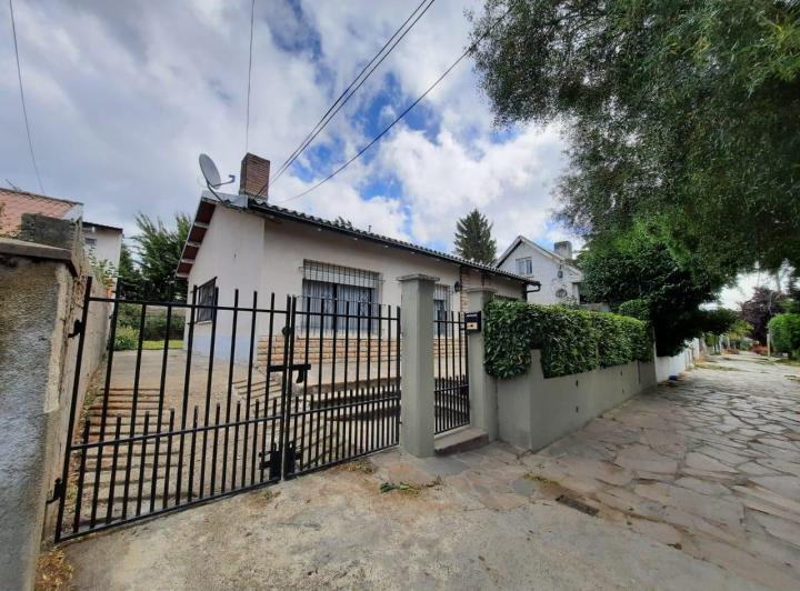Casa · 250m² · 4 Ambientes