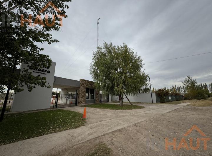 Terreno · 1513m²