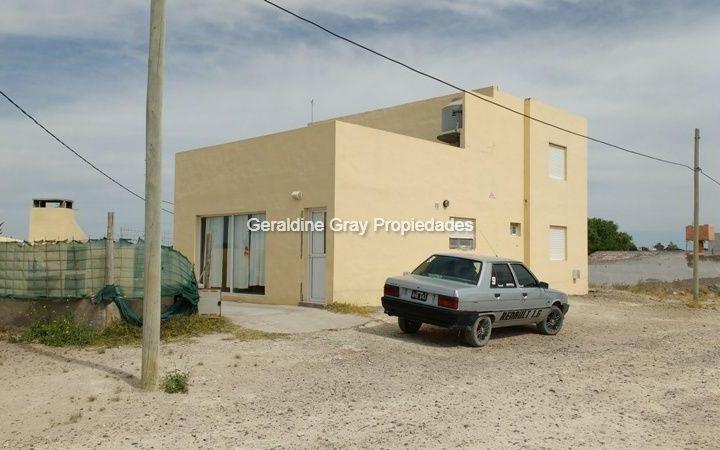 Casa · 106m² · 2 Ambientes · 1 Cochera