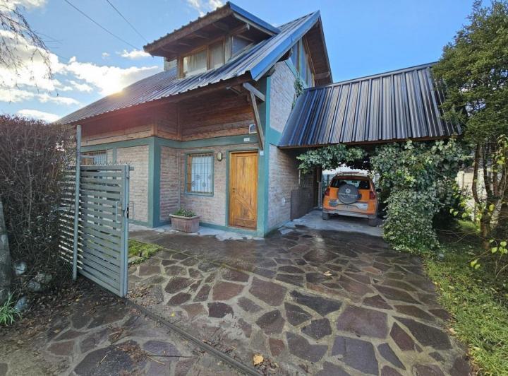 Casa · 120m² · 4 Ambientes · 1 Cochera
