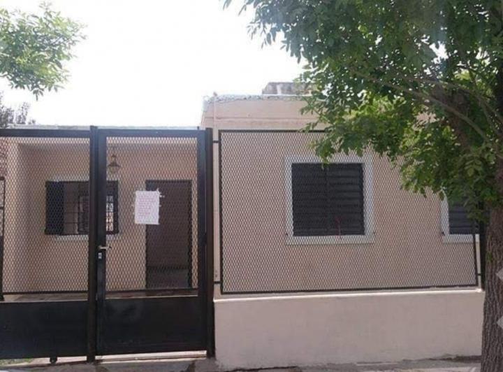 Casa · 5 Ambientes · 1 Cochera