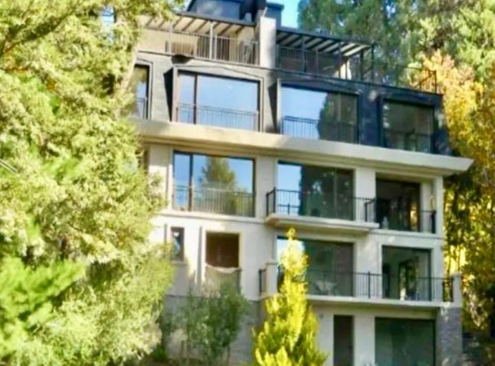 Departamento · 170m² · 5 Ambientes · 2 Cocheras