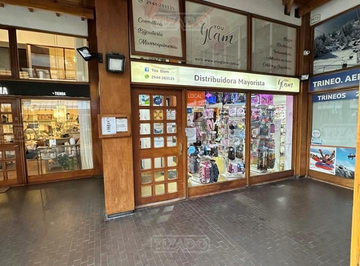 Local comercial · 162m²