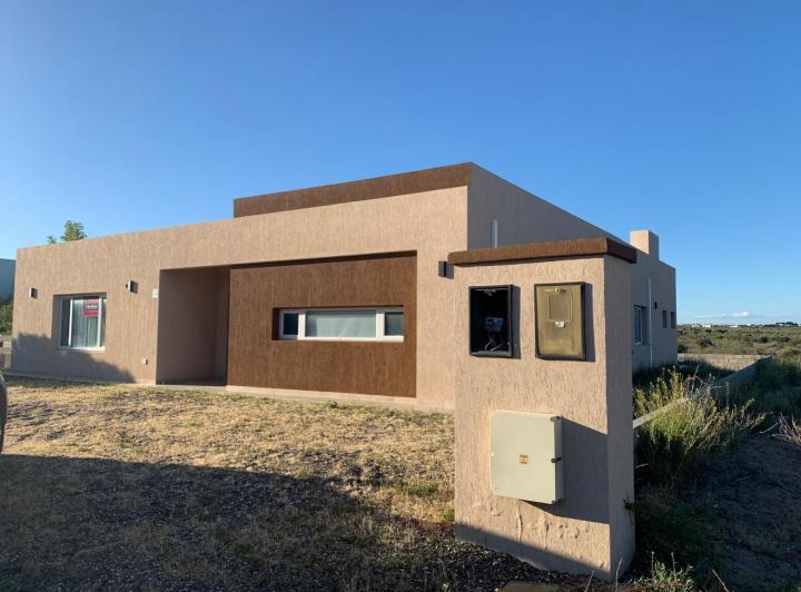 Casa · 200m² · 4 Ambientes