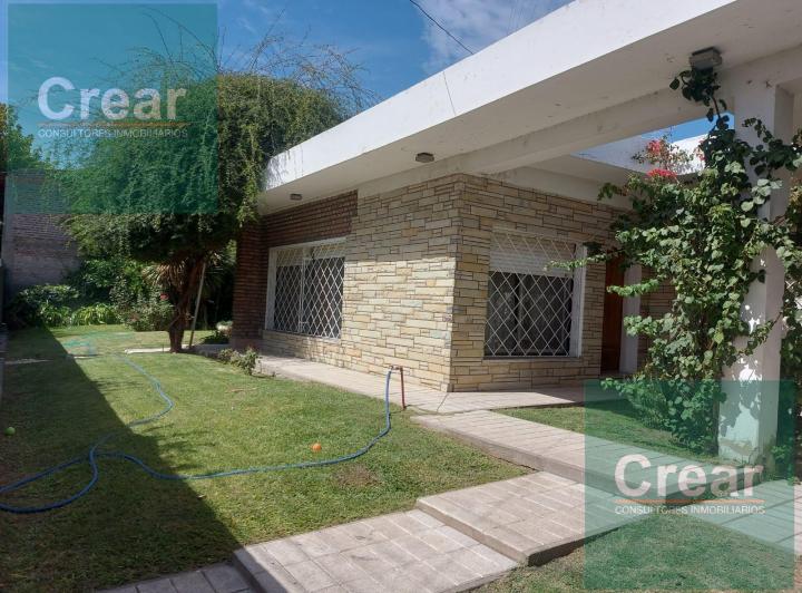 Casa · 249m² · 5 Ambientes · 2 Cocheras