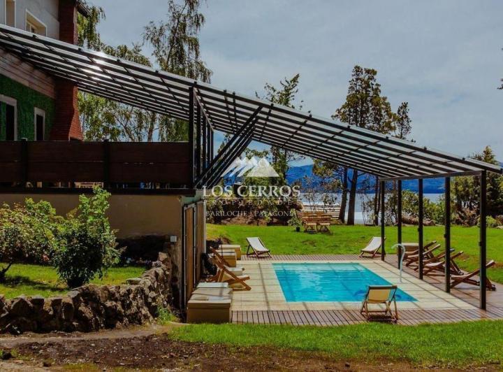 Hotel · 800m² · 12 Ambientes
