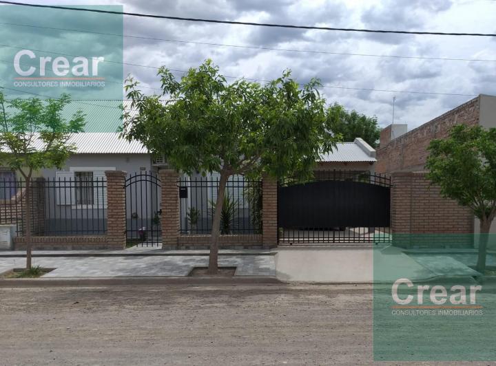 Casa · 117m² · 5 Ambientes · 2 Cocheras