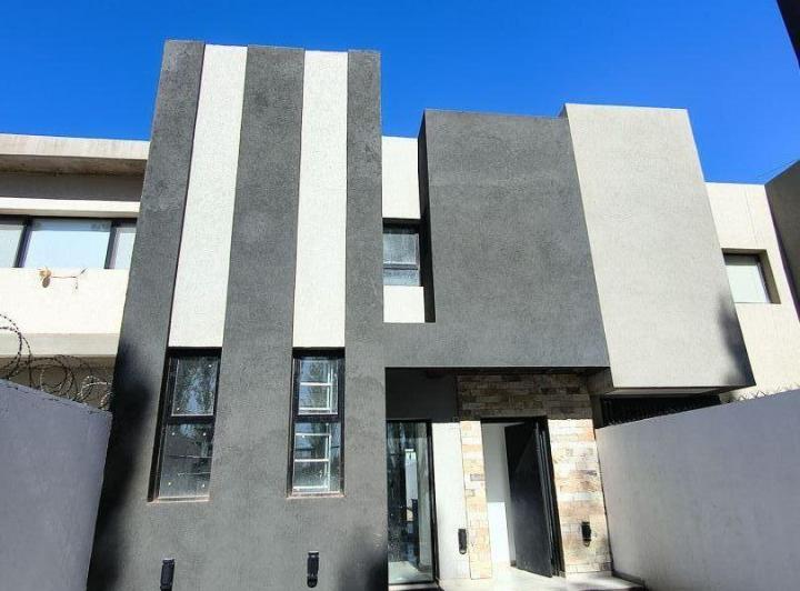 Casa · 124m² · 4 Ambientes · 1 Cochera