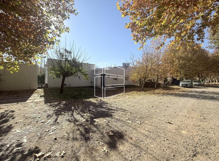 Casa · 151m² · 4 Ambientes · 2 Cocheras