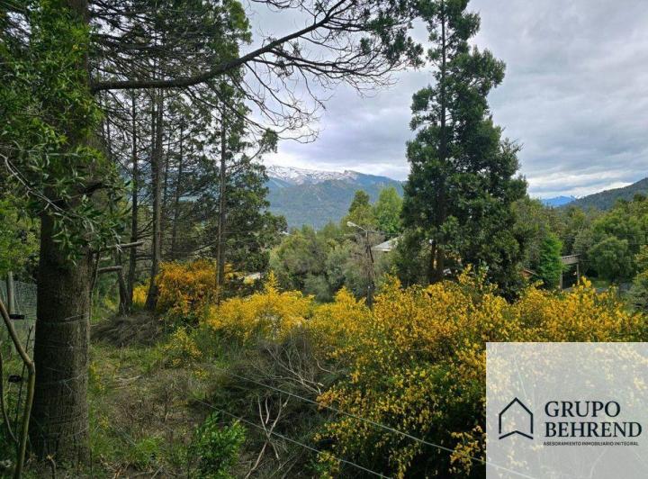 Terreno · 1900m²