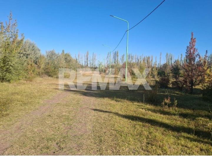 Terreno · 300m²