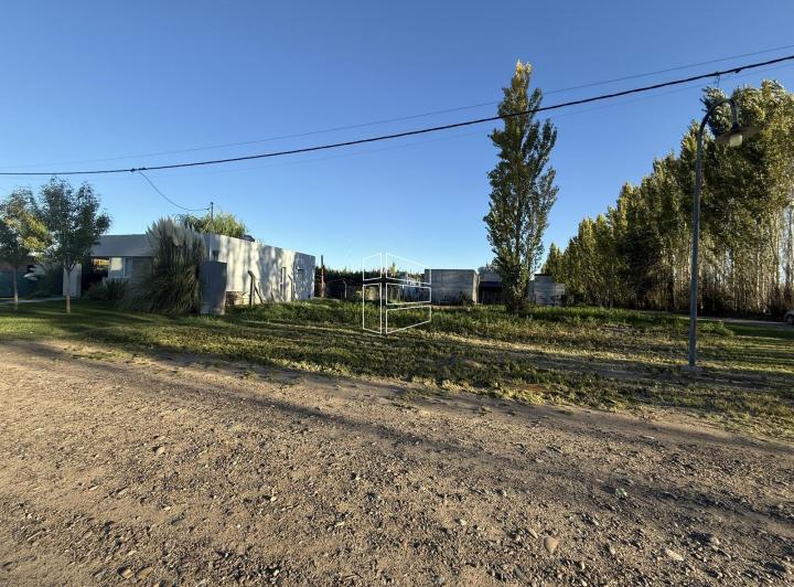 Terreno · 600m²