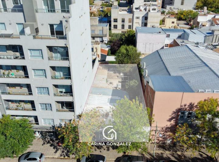 Casa · 360m² · 9 Ambientes