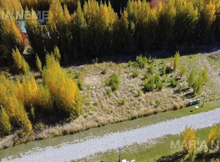 Terreno · 812m²
