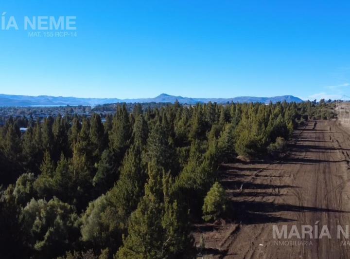 Terreno · 835m²