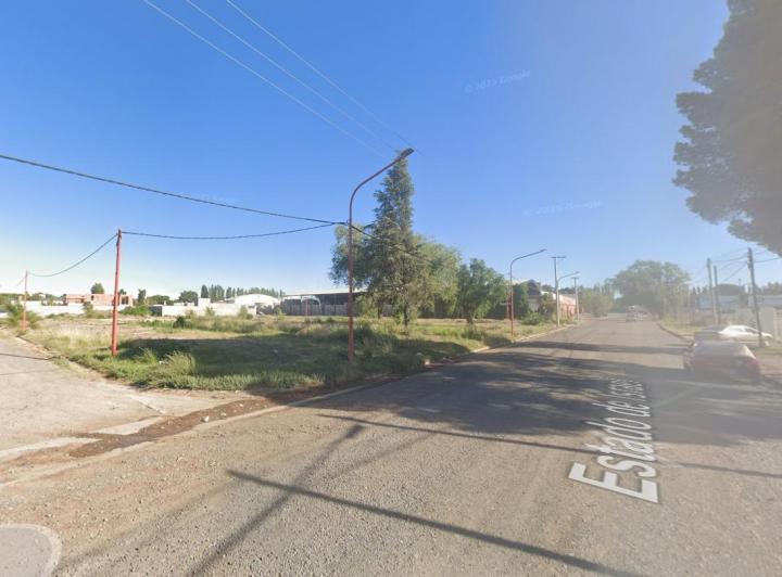 Terreno · 450m²