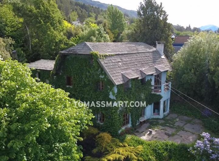 Casa · 190m² · 6 Ambientes