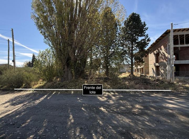 Terreno · 814m²