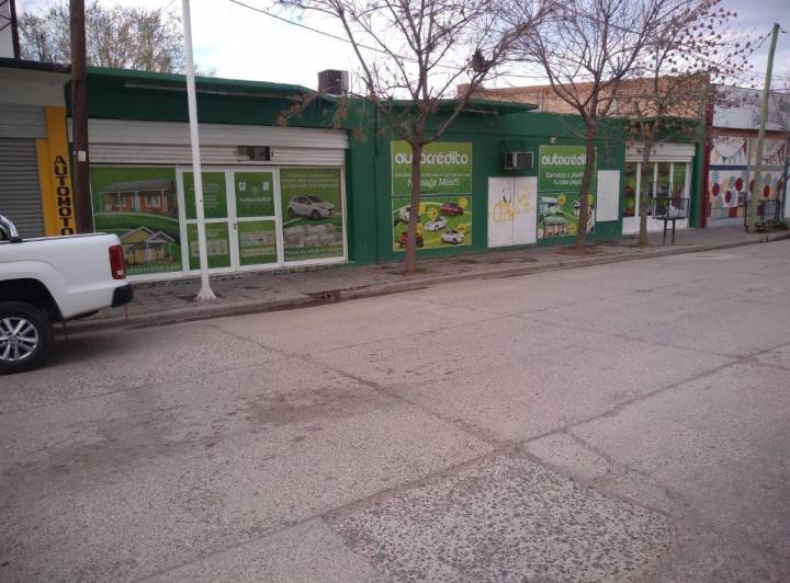 Local comercial · 206m² · 3 Ambientes