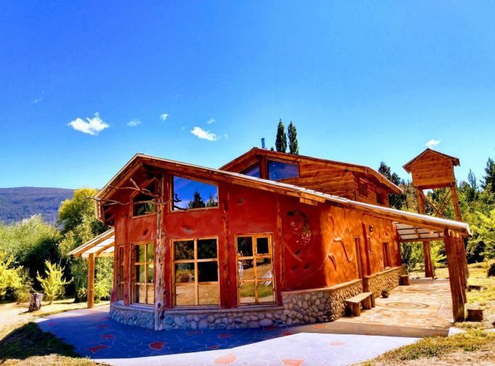Campo · 190m² · 5 Ambientes · 2 Cocheras