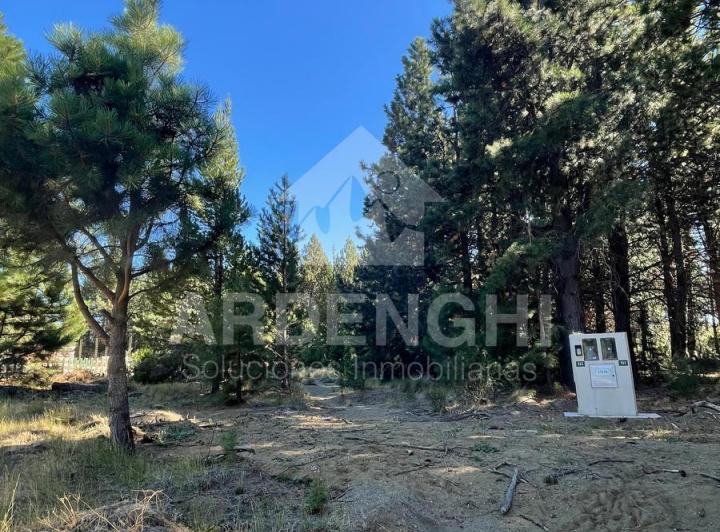 Terreno · 1074m²