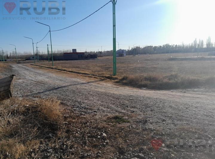 Terreno · 300m²