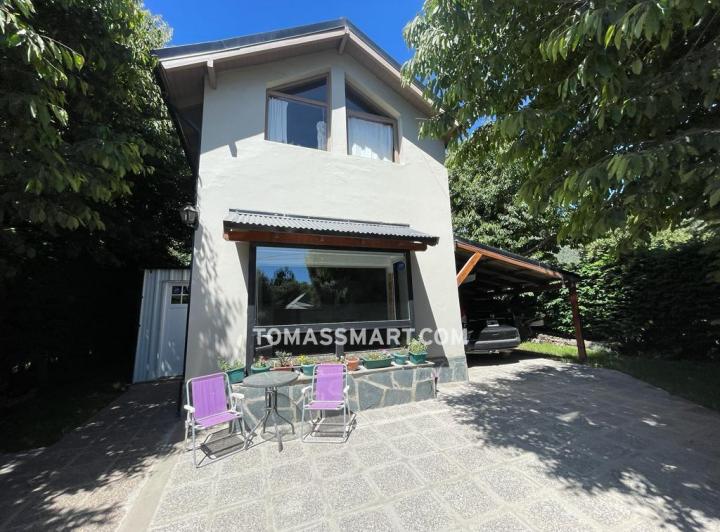 Casa · 265m² · 6 Dormitorios · 2 Cocheras