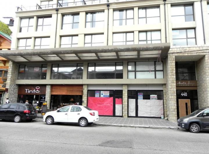 Local comercial · 143m² · 1 Ambiente