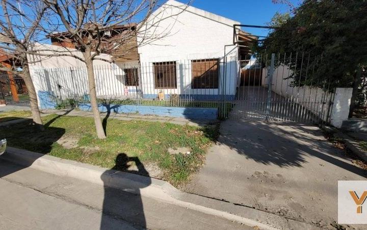 Casa · 160m² · 4 Ambientes · 1 Cochera