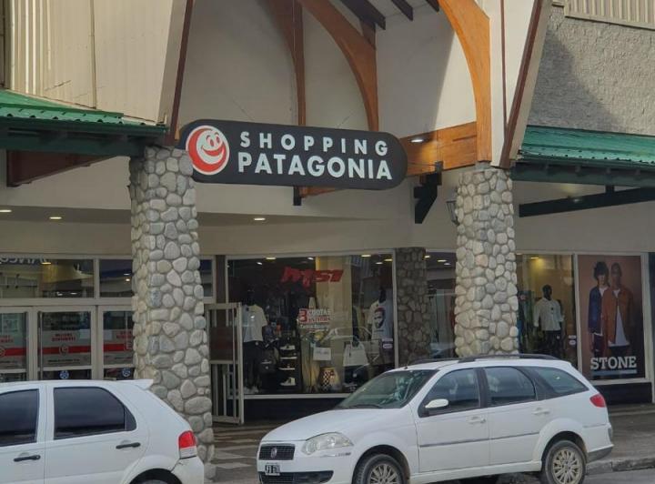 Local comercial · 74m²