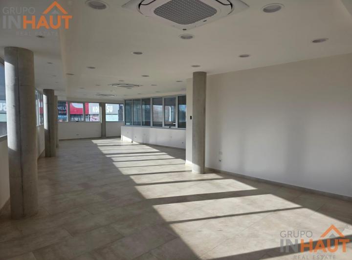 Oficina comercial · 600m² · 9 Ambientes