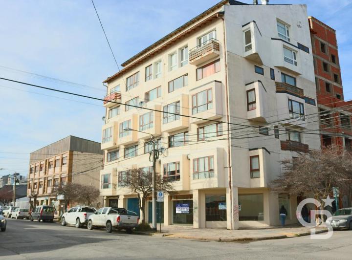 Local comercial · 165m² · 2 Ambientes