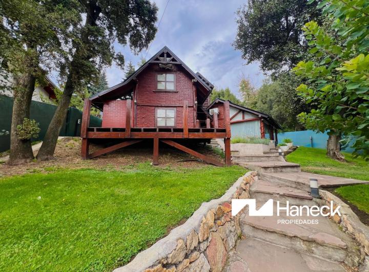 Casa · 126m² · 4 Ambientes · 3 Cocheras