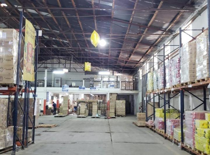 Bodega-Galpón · 1000m² · 5 Cocheras