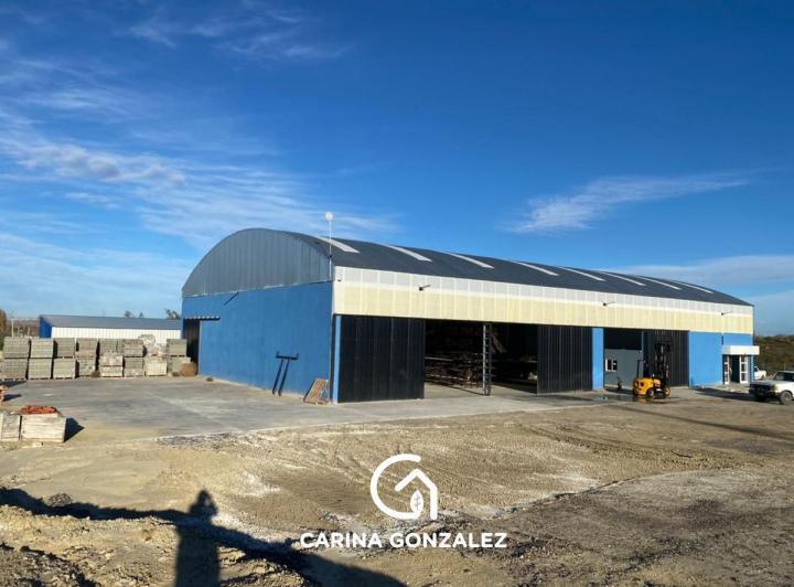 Bodega-Galpón · 960m²