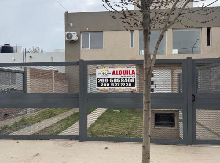 PH · 115m² · 4 Ambientes · 1 Cochera