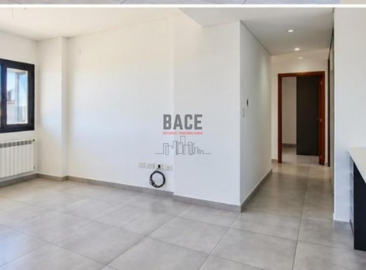 Departamento · 96m² · 6 Ambientes · 1 Cochera