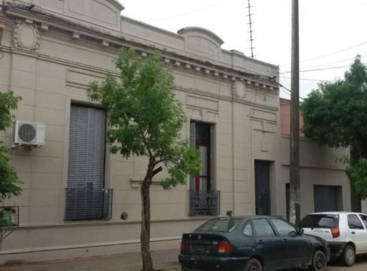Casa · 209m² · 5 Ambientes · 1 Cochera