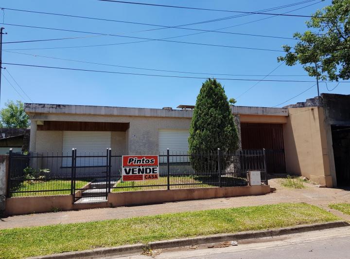 Casa · 121m² · 3 Dormitorios · 1 Cochera
