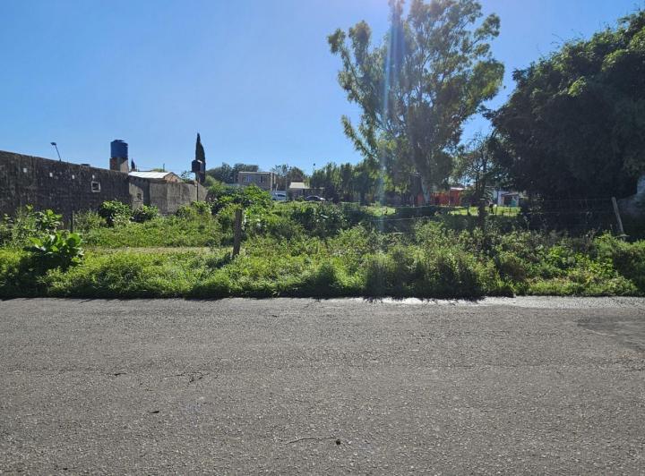 Terreno · 311m²