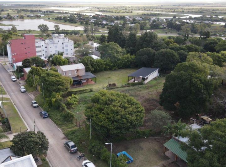 Terreno · 3037m²