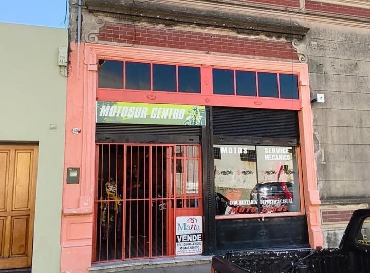 Local comercial · 99m²