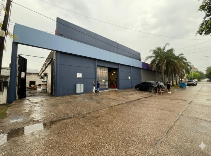 Bodega-Galpón · 600m² · 6 Ambientes