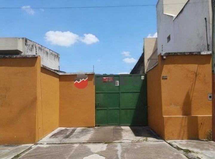 Terreno · 591m²