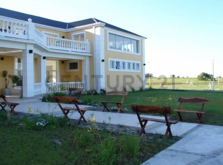 Terreno · 1608m²