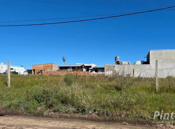 Terreno · 271m²